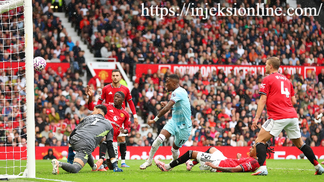 Manchester United Terima Pukulan